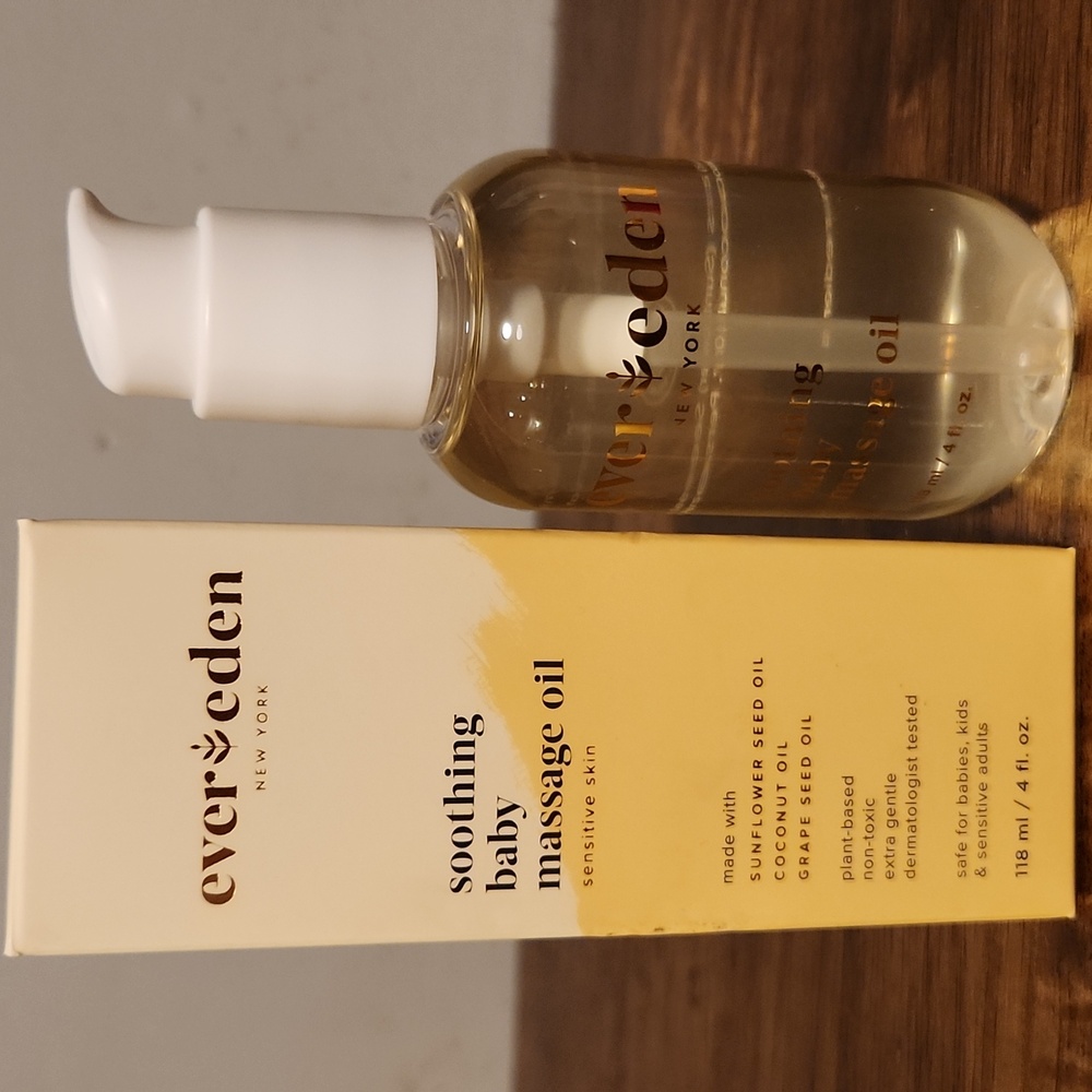 NIB Ever Eden Soothing Baby Massage Oil 4oz